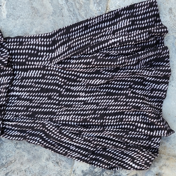 Donating Make an Offer Free People paper flowers printed mini dress - Picture 3 of 10